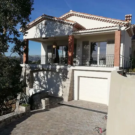 La Carat Apartment